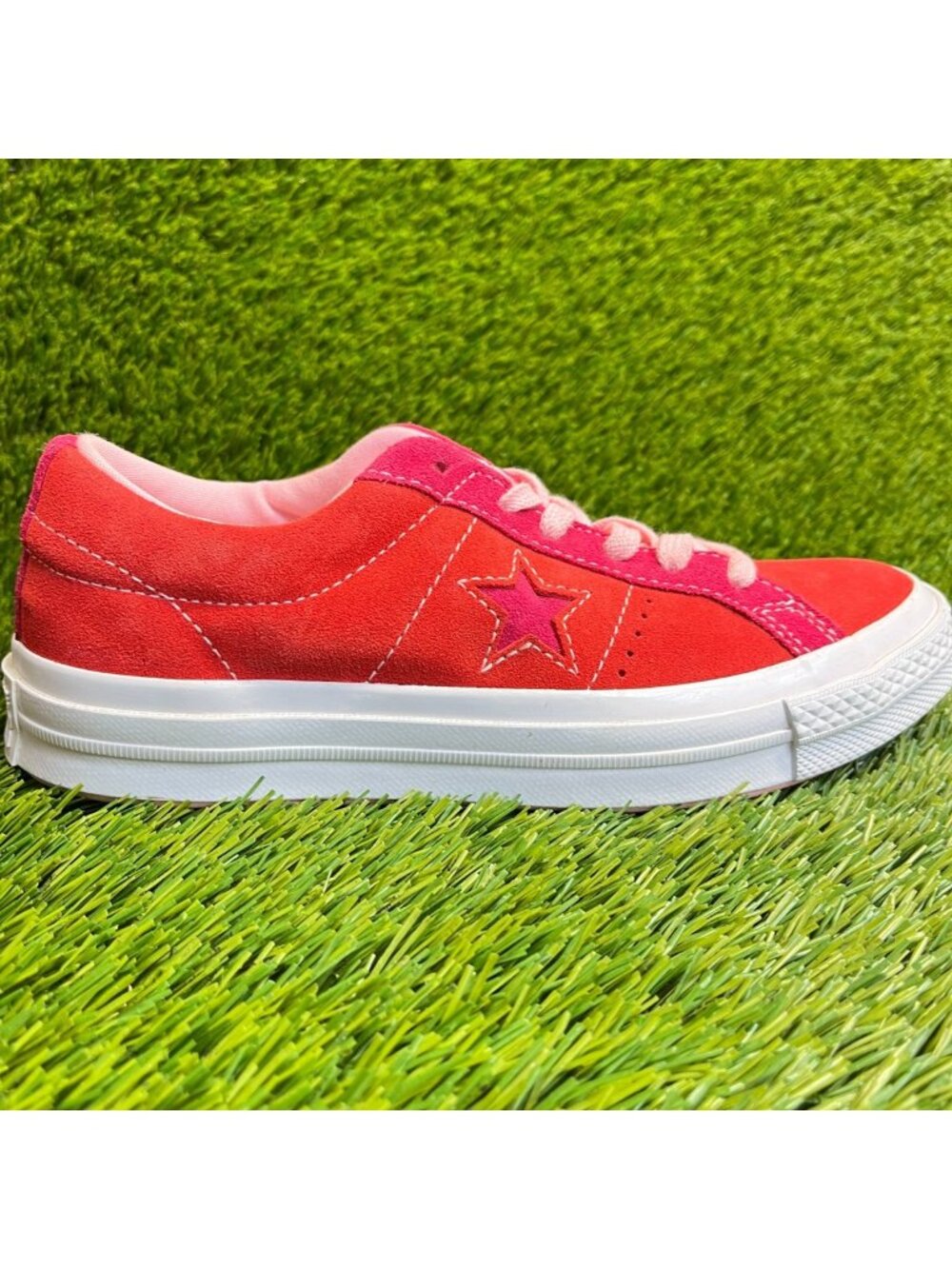 Converse One Star Ox Boys Size 4.5Y Red White Athletic Walking Shoes Sneakers